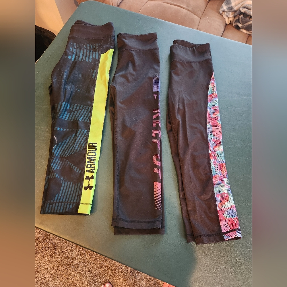 Aeropostale Black Leggings Sleek and Versatile